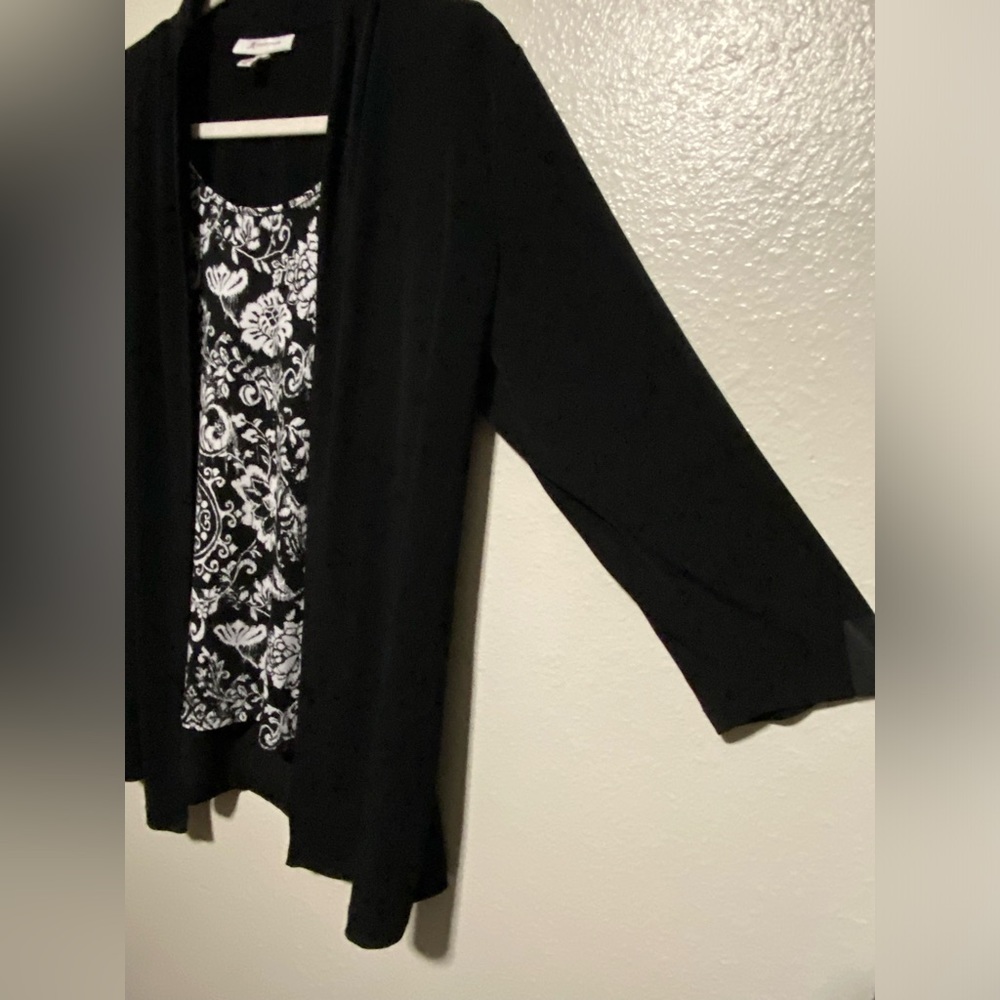 JM Collection Layered Cardigan Top | Black Open Front Cardi w/ Floral Cami | M - Picture 3 of 5